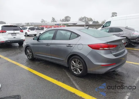 2018 Hyundai Elantra Sel z USA, uszkodzony, nr VIN 5NPD84LF9JH307575